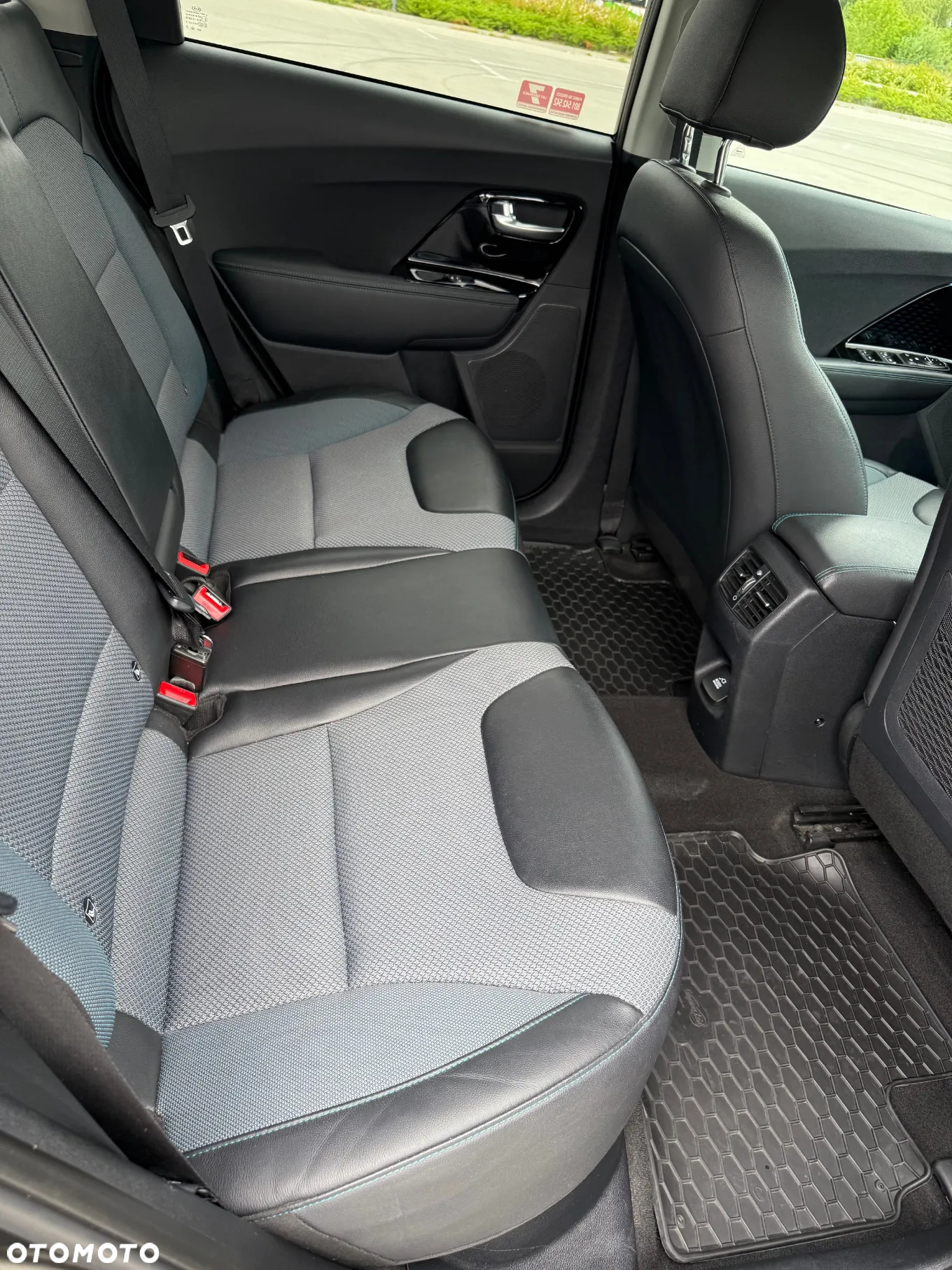 Kia Niro e-Niro 64kWh L - 10