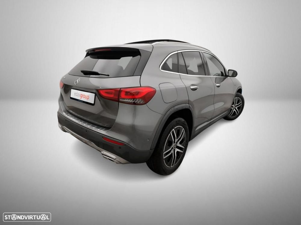Mercedes-Benz GLA 250 e Progressive - 2