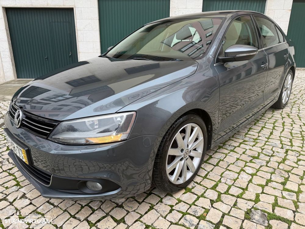 VW Jetta 1.6 TDi Confortline - 17
