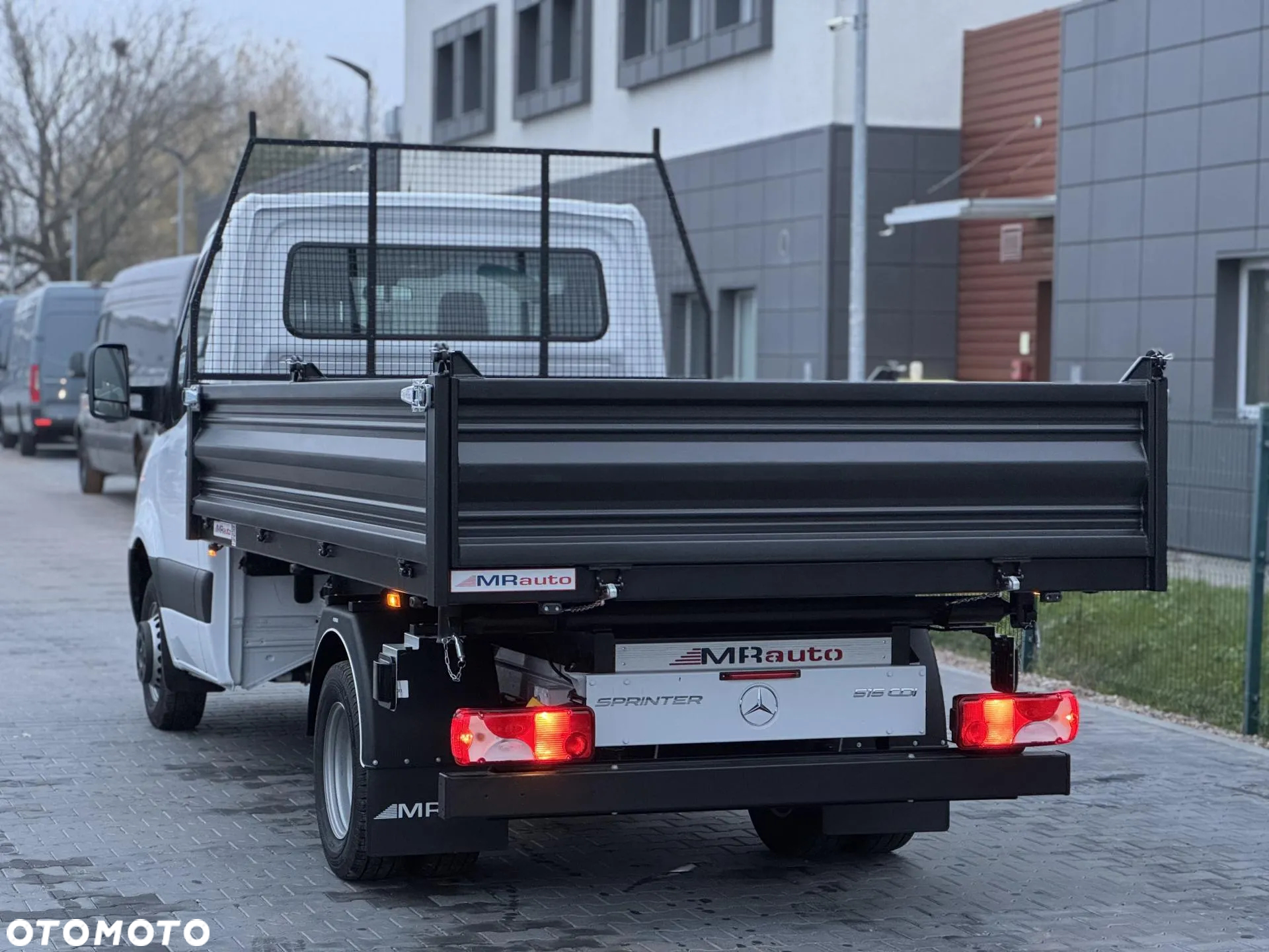 Mercedes-Benz Sprinter - 5