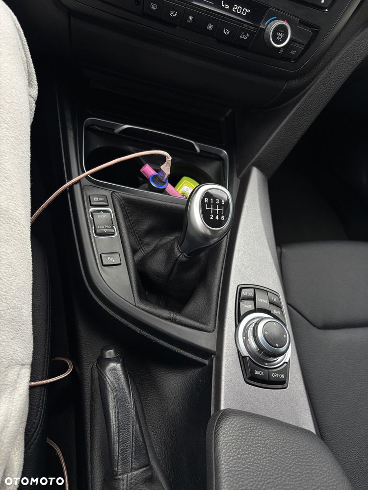 BMW Seria 4 418d - 29