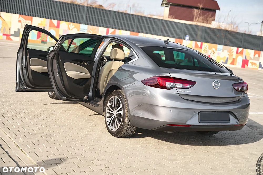 Opel Insignia 2.0 CDTI Innovation S&S - 11