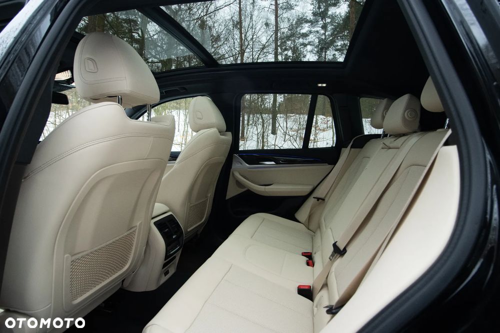 BMW X3 - 24