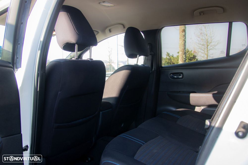 Nissan Leaf N-Connecta - 46