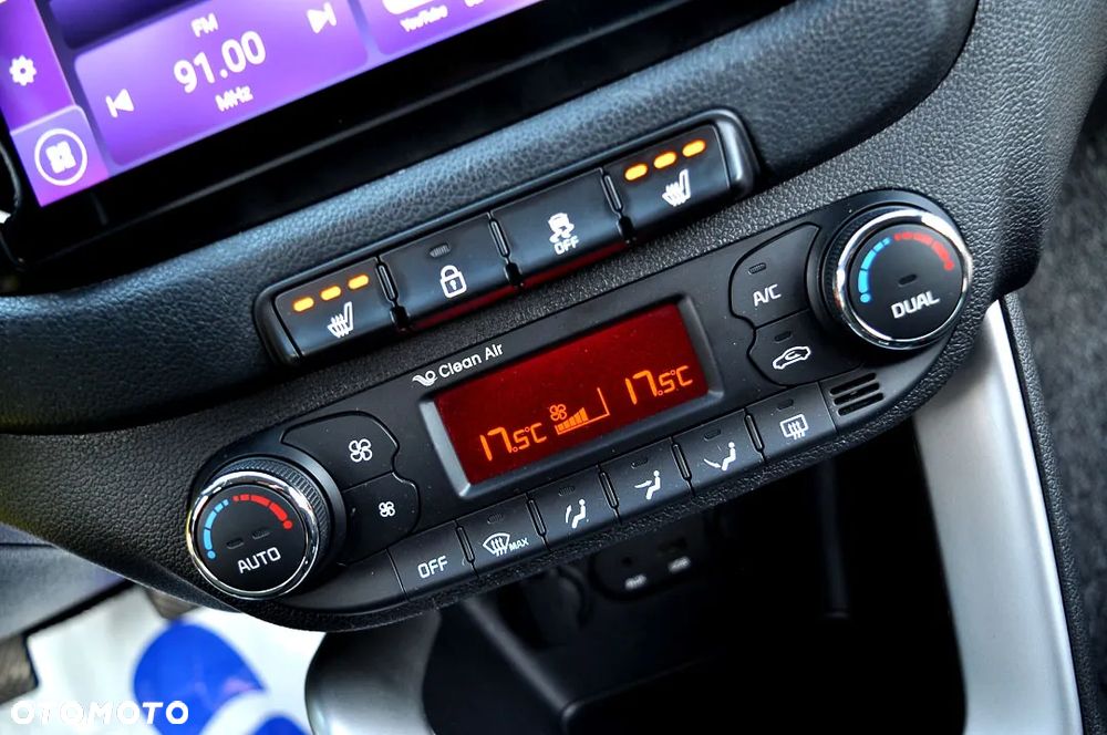 Kia Ceed 1.4 CVVT Dream Team Edition - 32