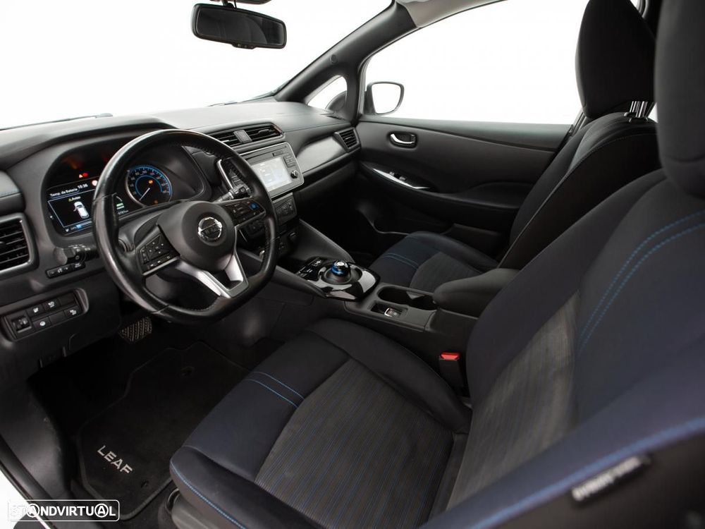 Nissan Leaf - 6