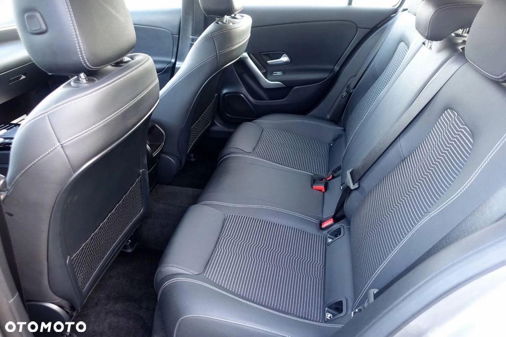 Mercedes-Benz Klasa A 180 d 7G-DCT Progressive - 13