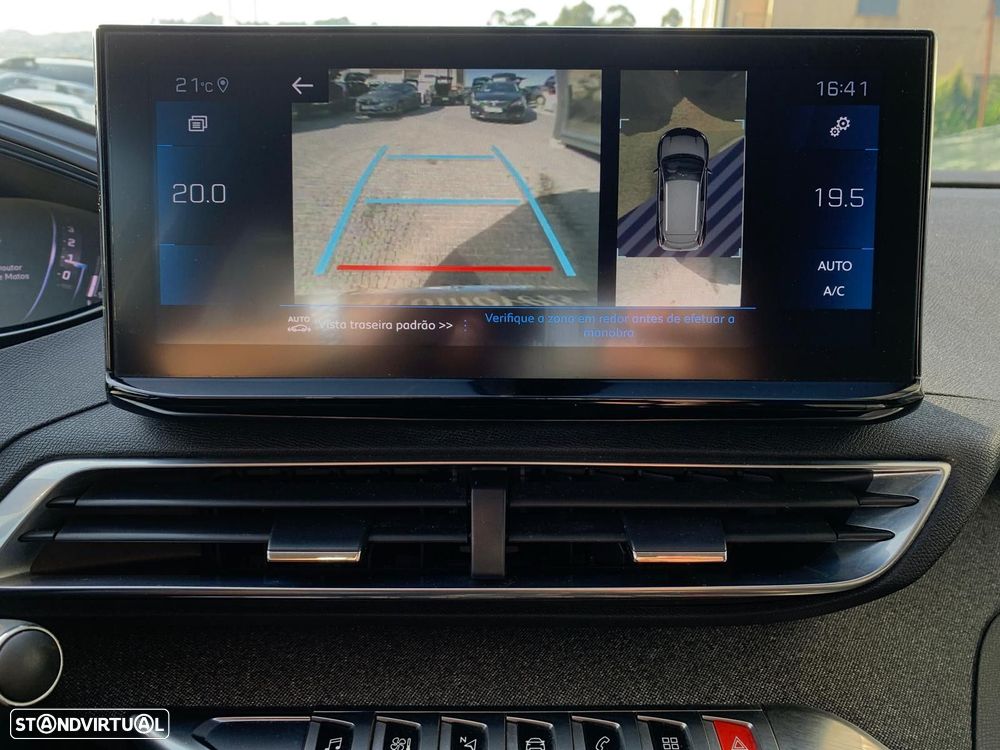 Peugeot 3008 1.5 BlueHDi Allure EAT8 - 24