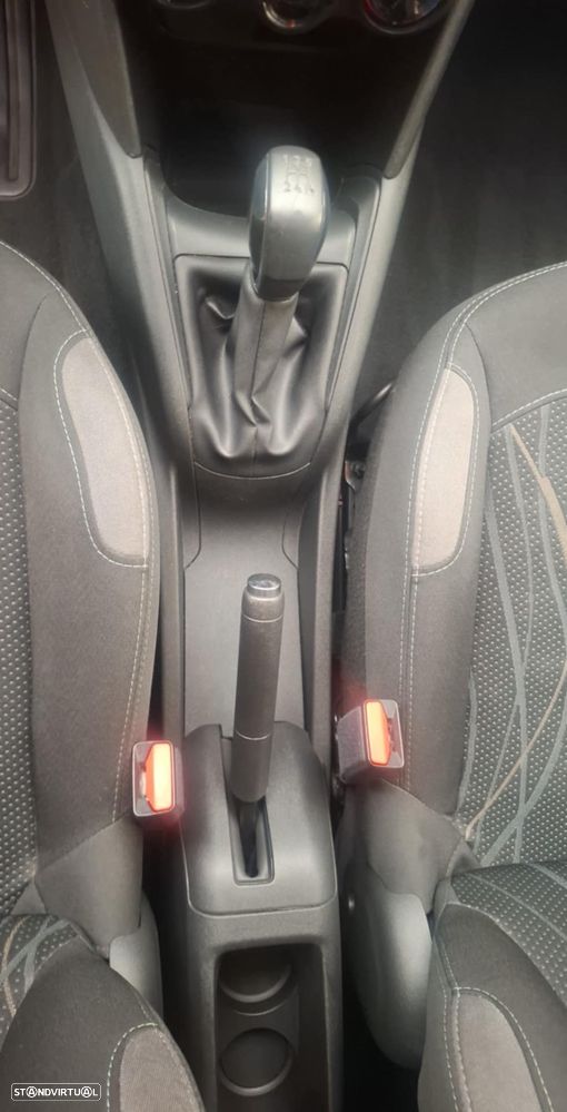 Peugeot 208 1.2 PureTech Access - 9