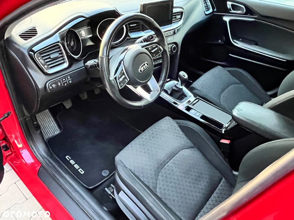 Kia Ceed 1.6 CRDi L Business Line - 9