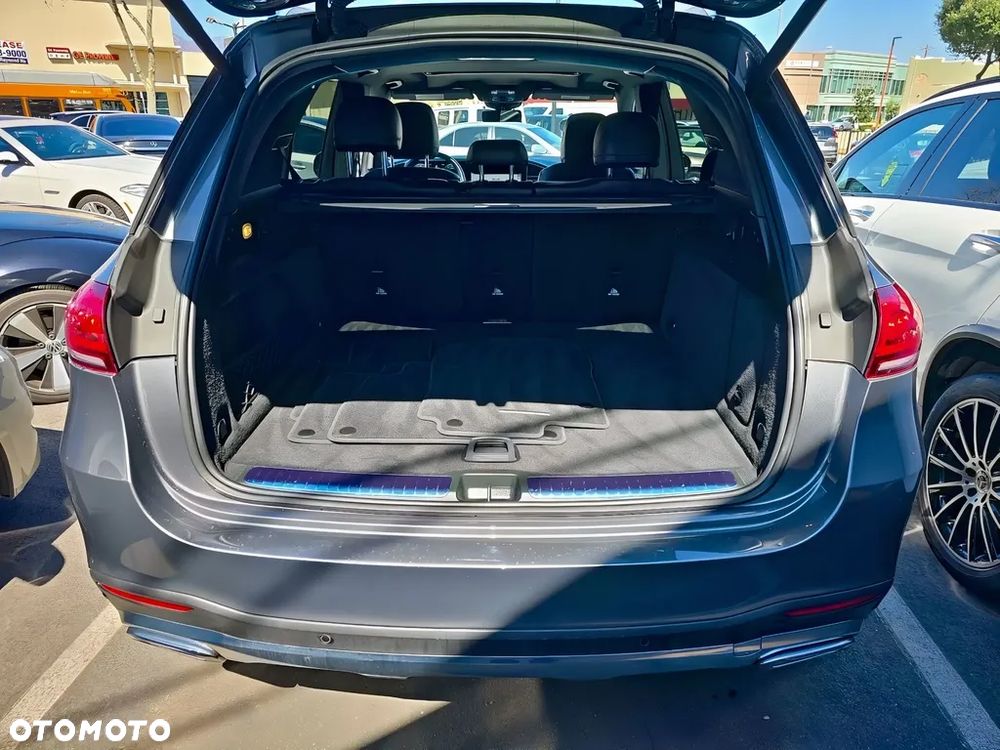 Mercedes-Benz GLE - 11