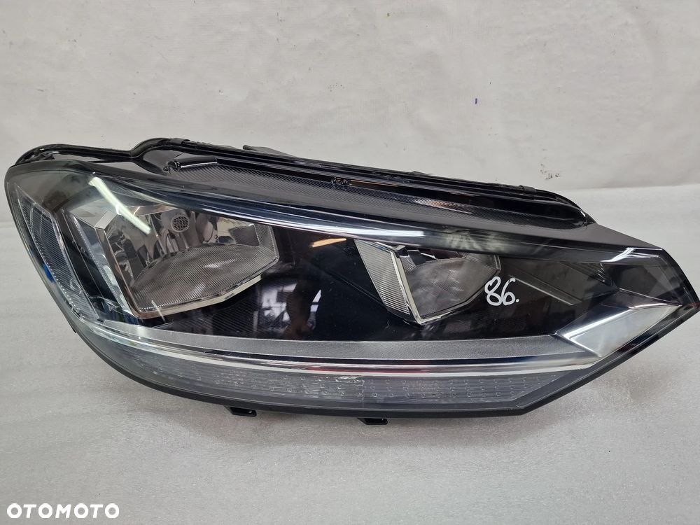 VW TOURAN II 5TA 15- PRAWA LAMPA PRZEDNIA PRZÓD , ZWYKŁA , NR 5TB941006A , NR AUKCJI LPP86 - 1