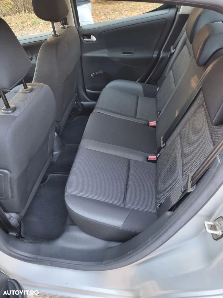 Peugeot 207 90 HDi FAP (Blue Lion) Premium - 10