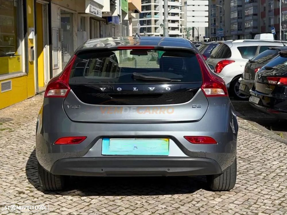 Volvo V40 2.0 D2 Kinetic - 4