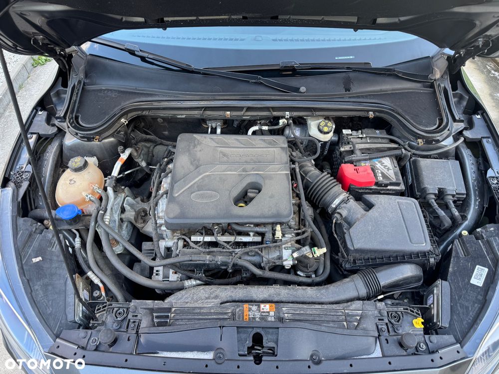 Ford Focus 1.5 EcoBoost ST-Line X - 15