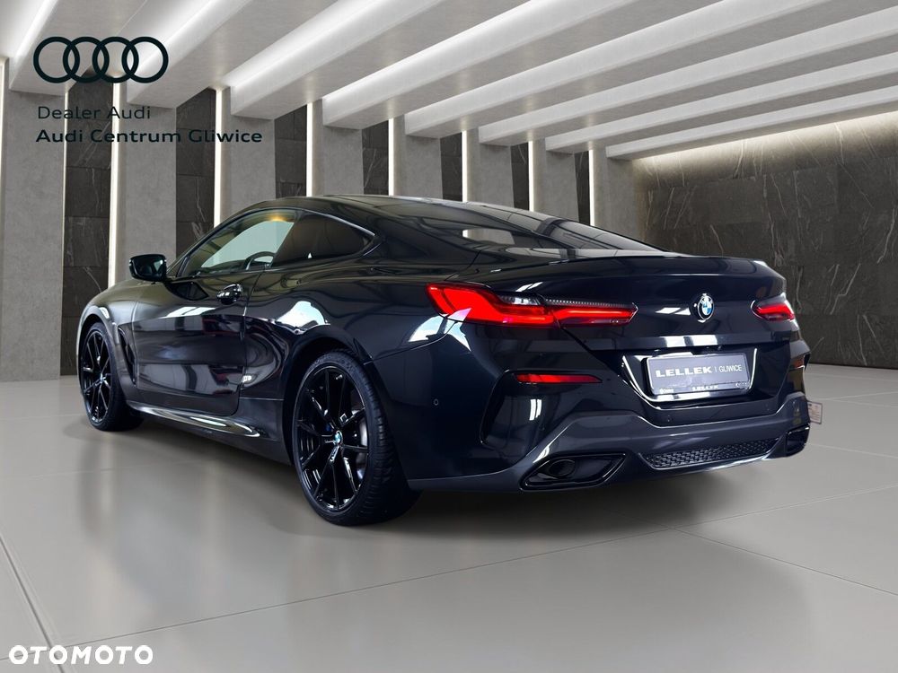 BMW Seria 8 - 7