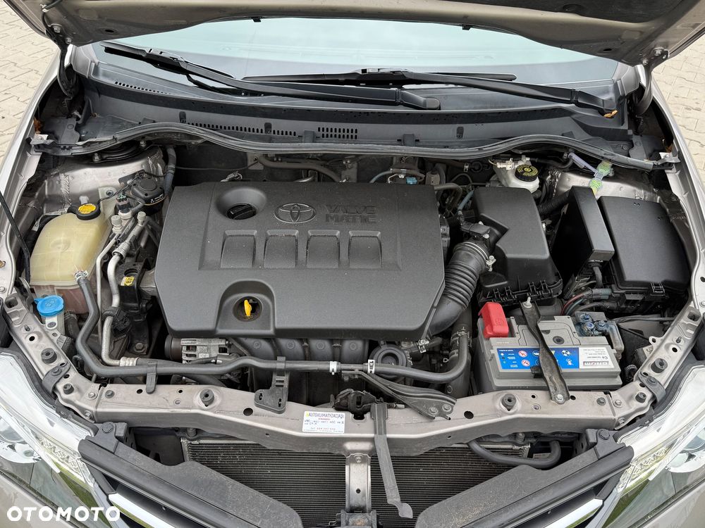 Toyota Auris 1.6 Prestige - 20