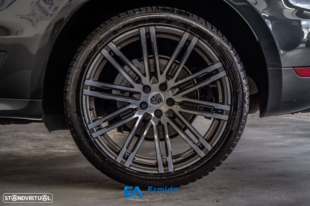 Porsche Macan S All Weather - 16