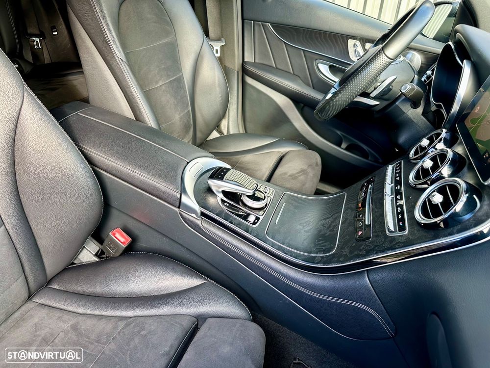 Mercedes-Benz GLC 300 e Coupe 4Matic 9G-TRONIC AMG Line - 43