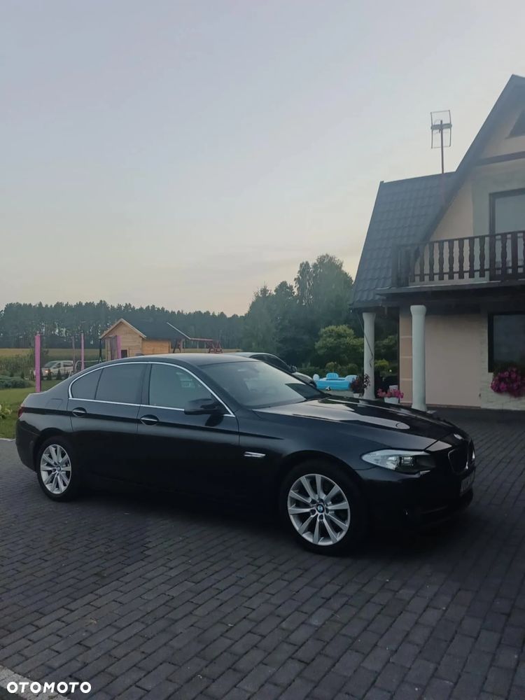 BMW Seria 5 520d xDrive Luxury Line - 4