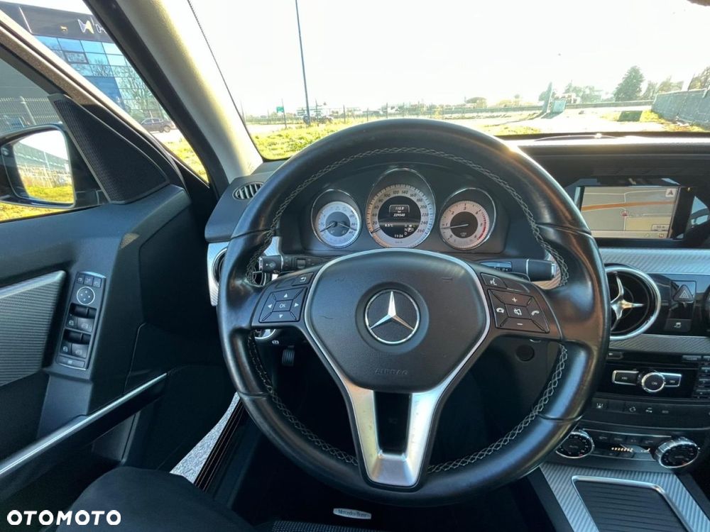 Mercedes-Benz GLK - 15