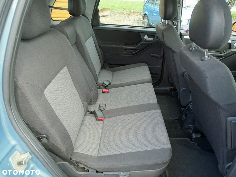 Opel Meriva - 11