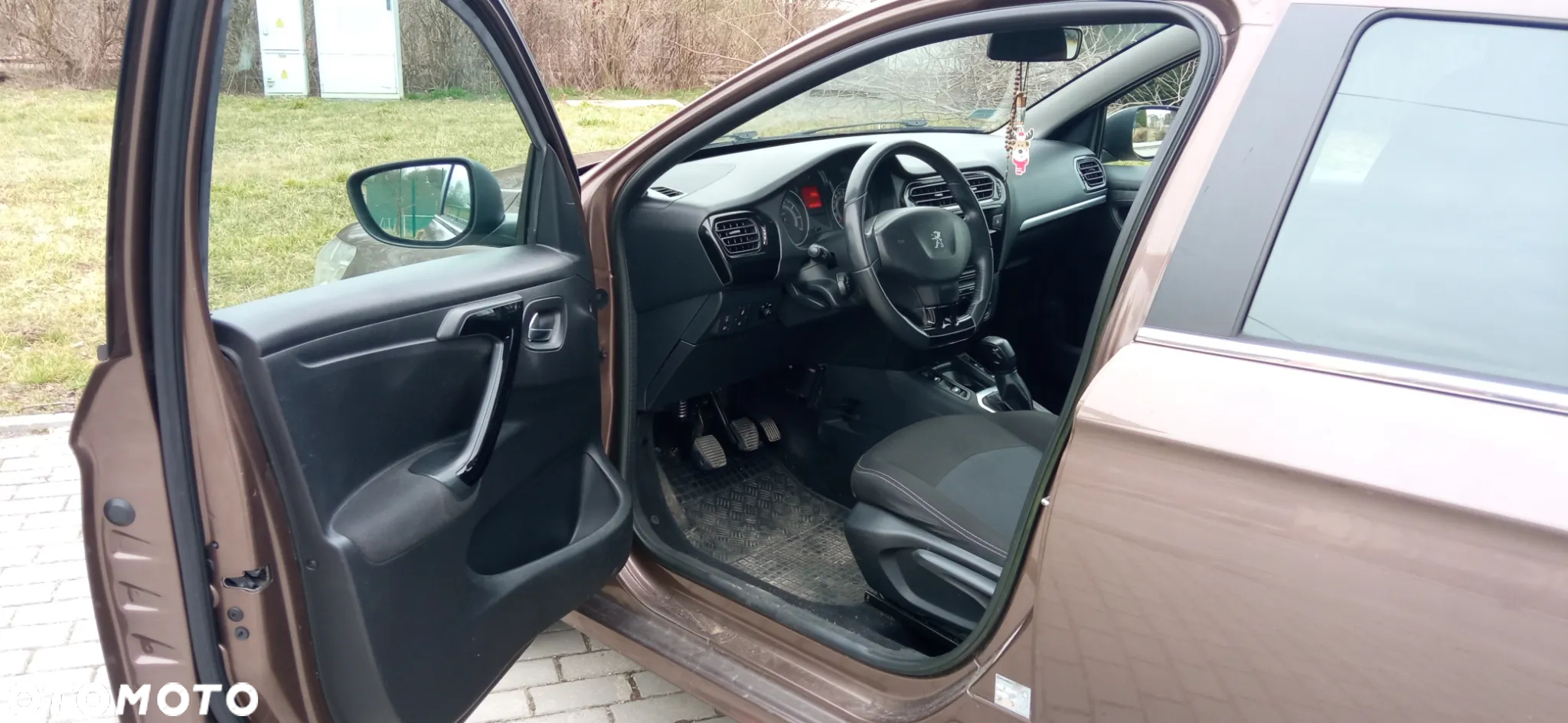 Peugeot 301 1.6 HDi Allure - 13