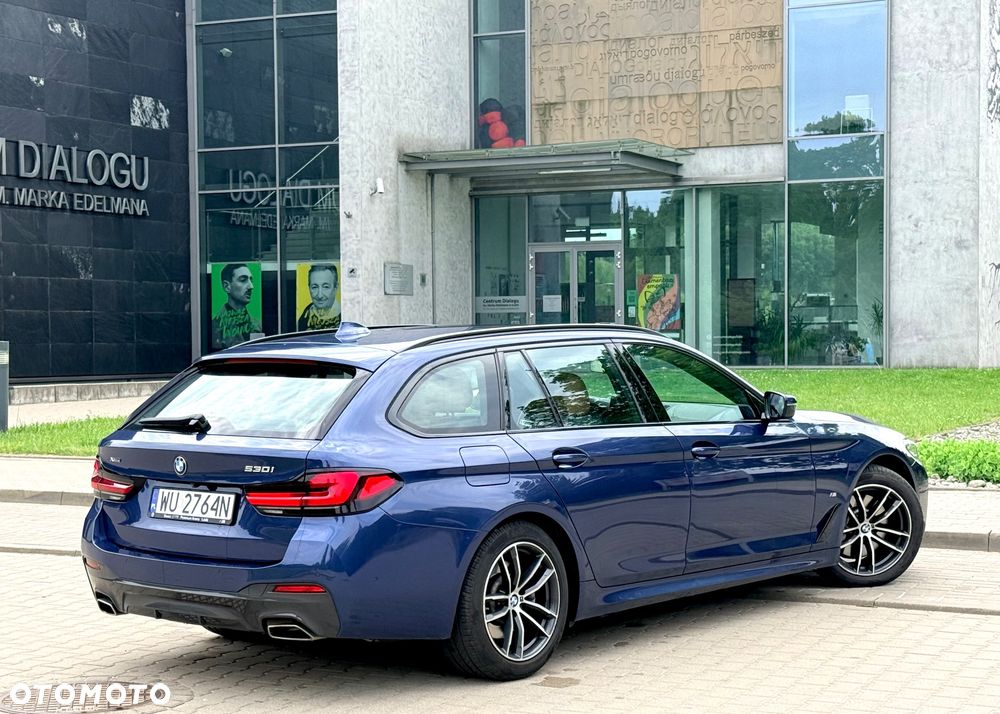 BMW Seria 5 530i xDrive M Sport sport - 9
