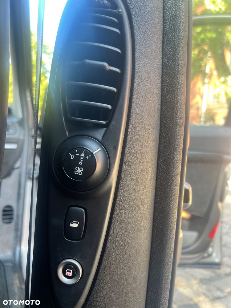 Citroën C8 HDi 165 Exclusive - 11