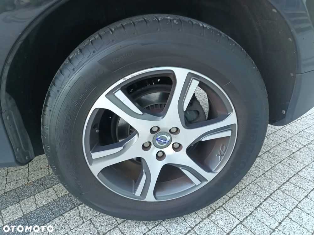 Volvo XC 60 D4 Geartronic Momentum - 15