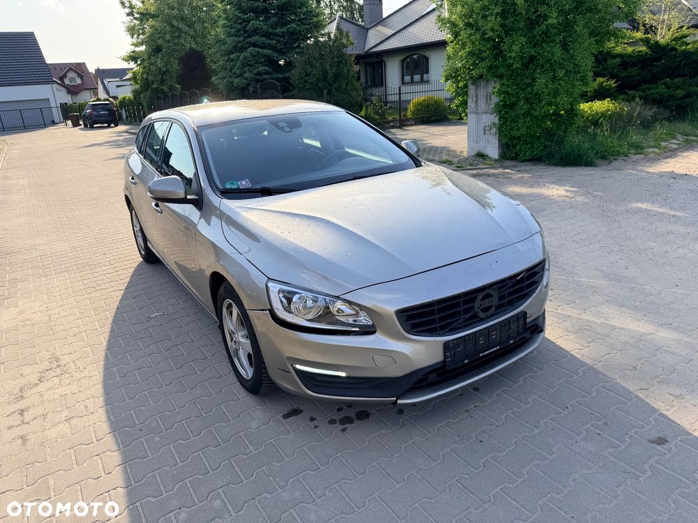 Volvo V60 D4 Geartronic Linje Business - 1