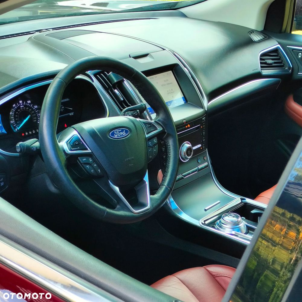 Ford Edge - 26