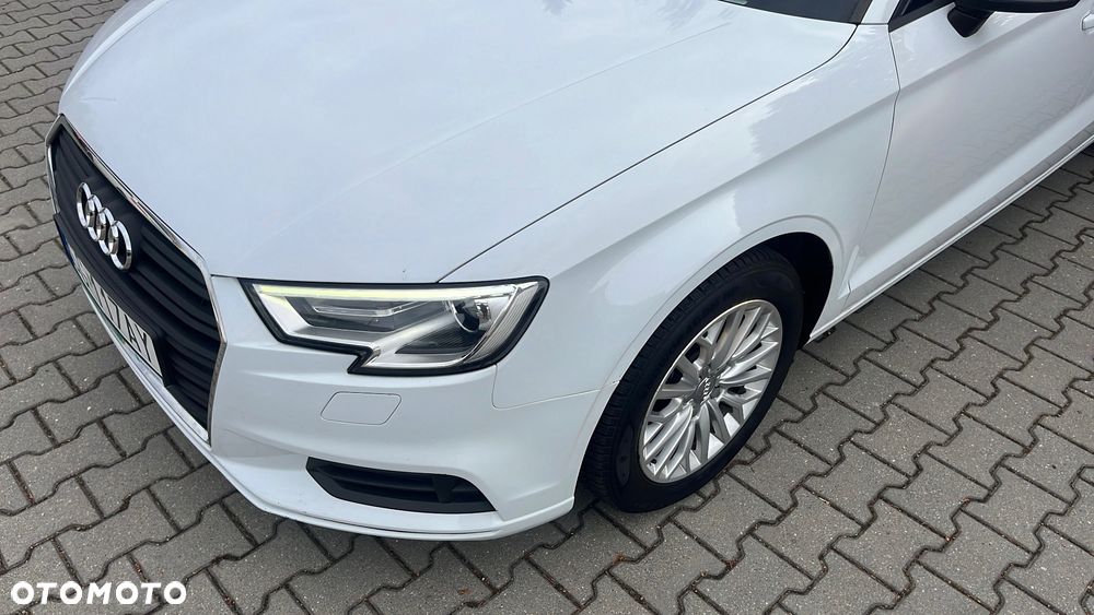 Audi A3 Limousine 1.6 TDI S tronic - 5