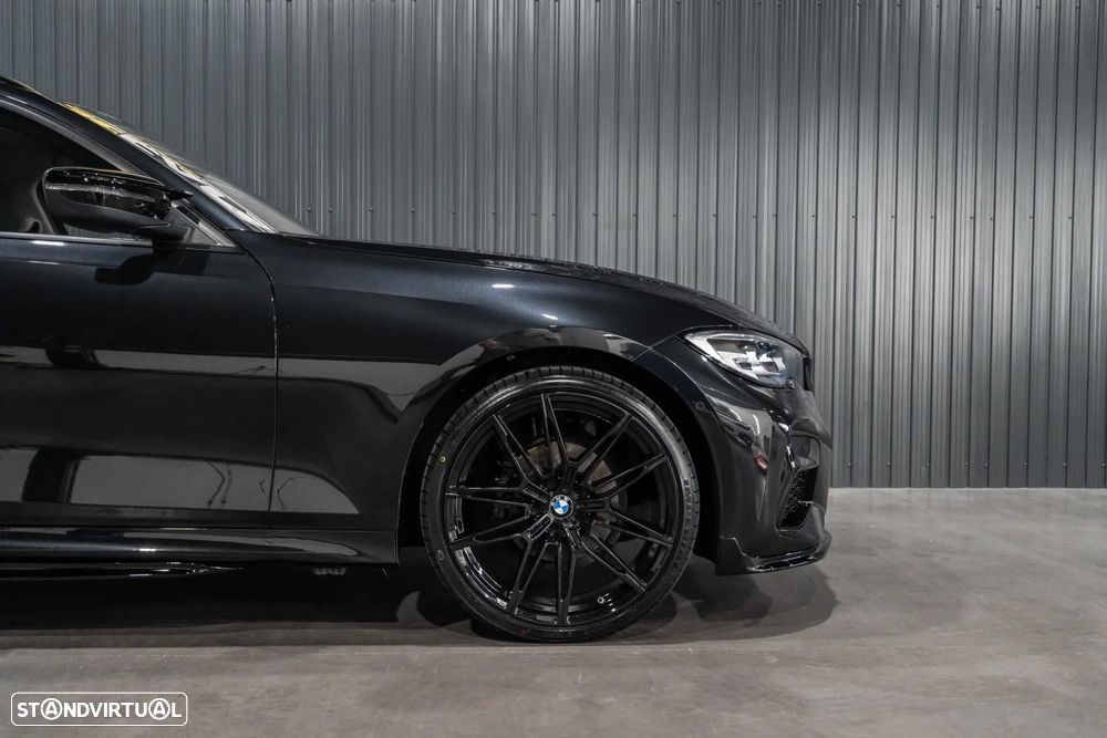 BMW 318 i Aut. M Sport - 39