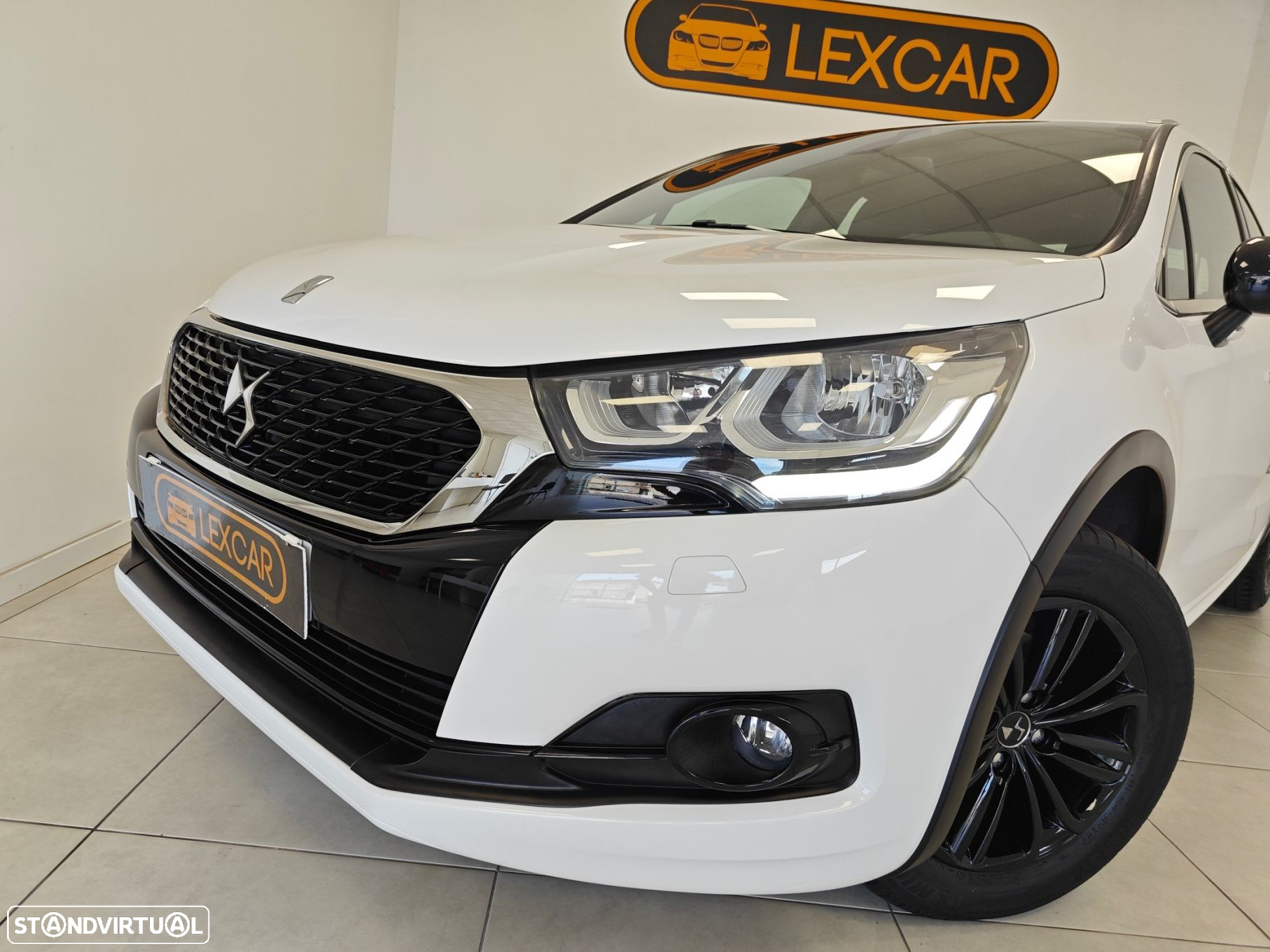 DS DS4 Crossback - 14