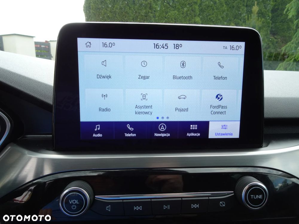 Ford Kuga 1.5 EcoBoost FWD Titanium - 30