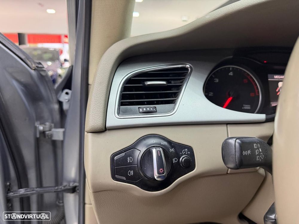Audi A4 2.0 TDI exclusive Multitronic - 29