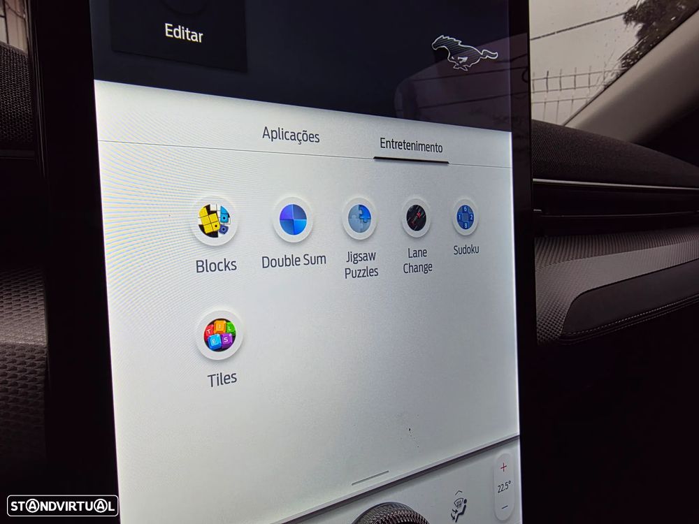 Ford Mustang Mach-E Standard - 14