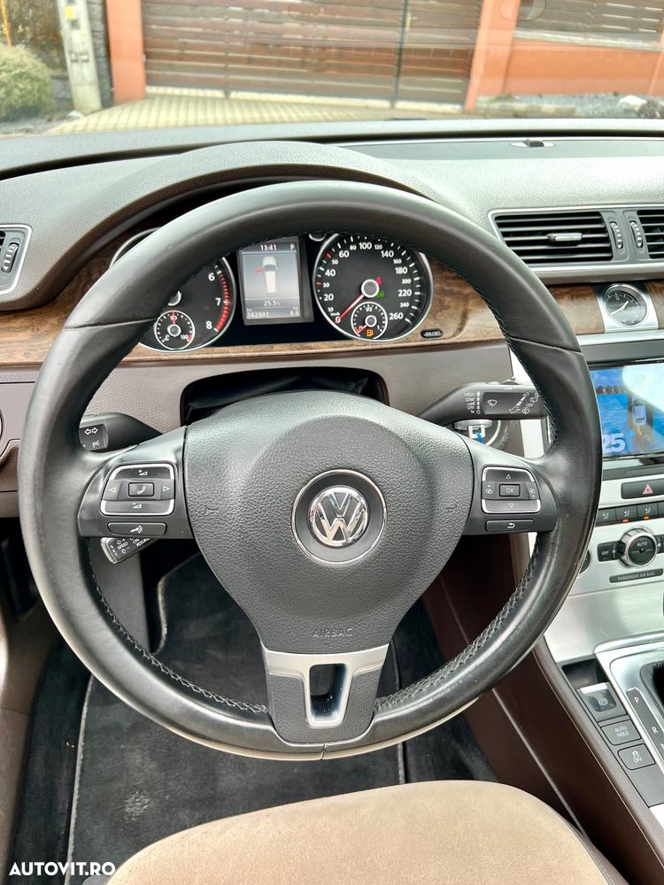Volkswagen Passat Variant 1.8 TSI Highline DSG - 33