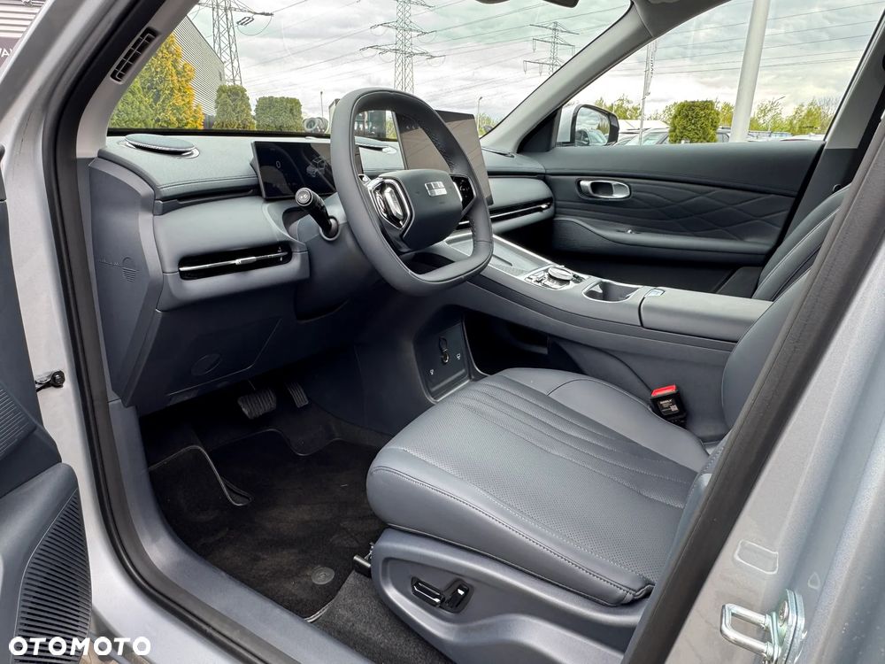Geely Starray EM-i 1.5 PHEV Pro - 12