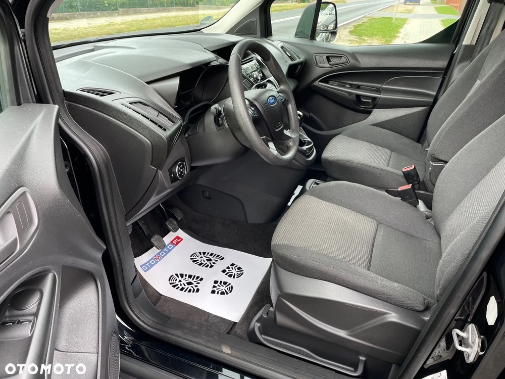 Ford Tourneo Connect - 15
