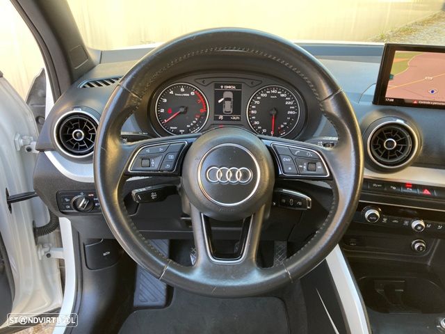 Audi Q2 30 TFSI Design - 16