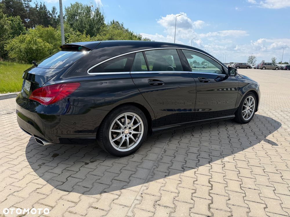 Mercedes-Benz CLA 180 Peak Edition - 10