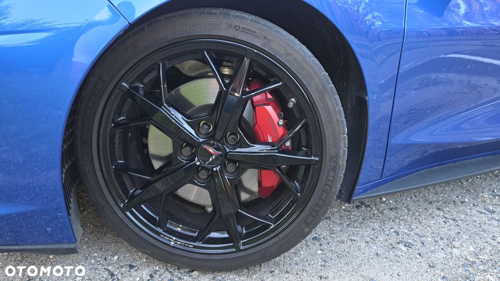 Chevrolet Corvette - 7
