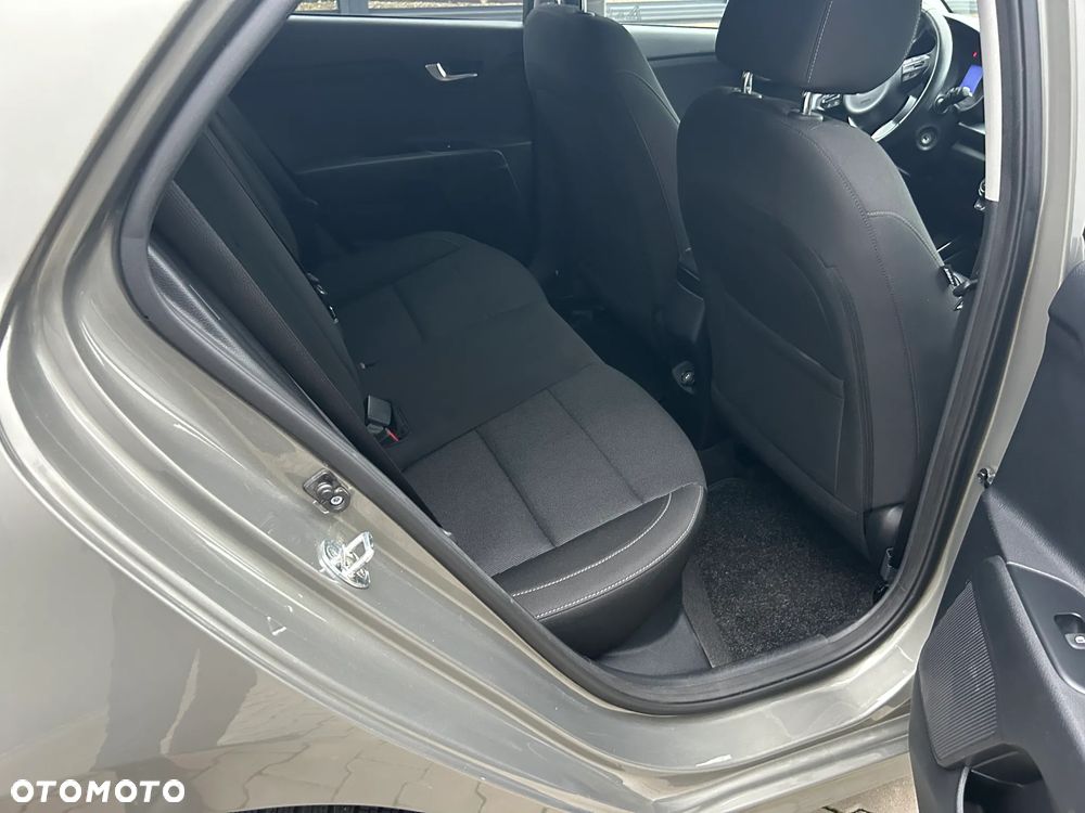 Kia Rio 1.4 XL - 29