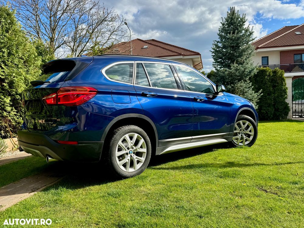 BMW X1 xDrive18d xLine - 11
