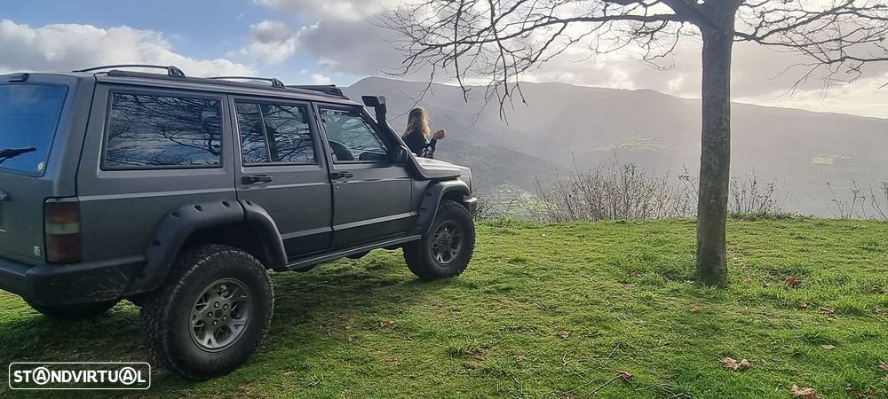 Jeep Cherokee 2.5 TD Sport - 8
