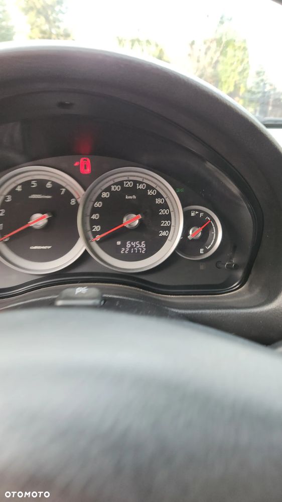 Subaru Legacy - 12