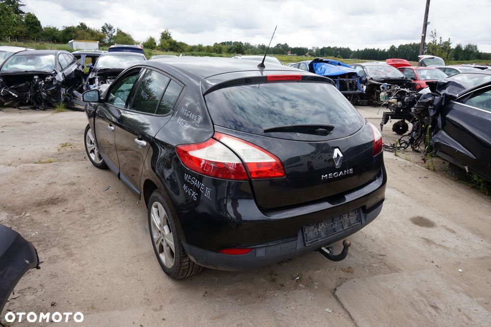 RENAULT MEGANE III PH1 5D HB 2009 NV676 1.9 DCI F9Q870 130KM ND4001 CZARNY na części - 3