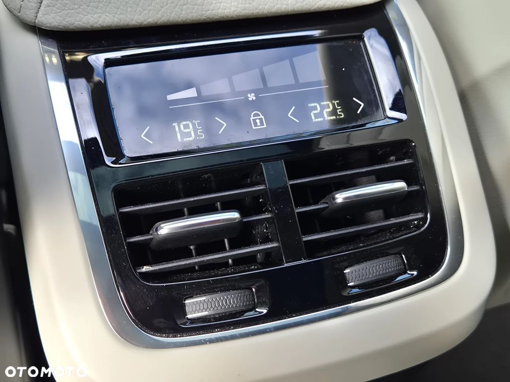 Volvo XC 60 B4 D Geartronic Inscription - 28